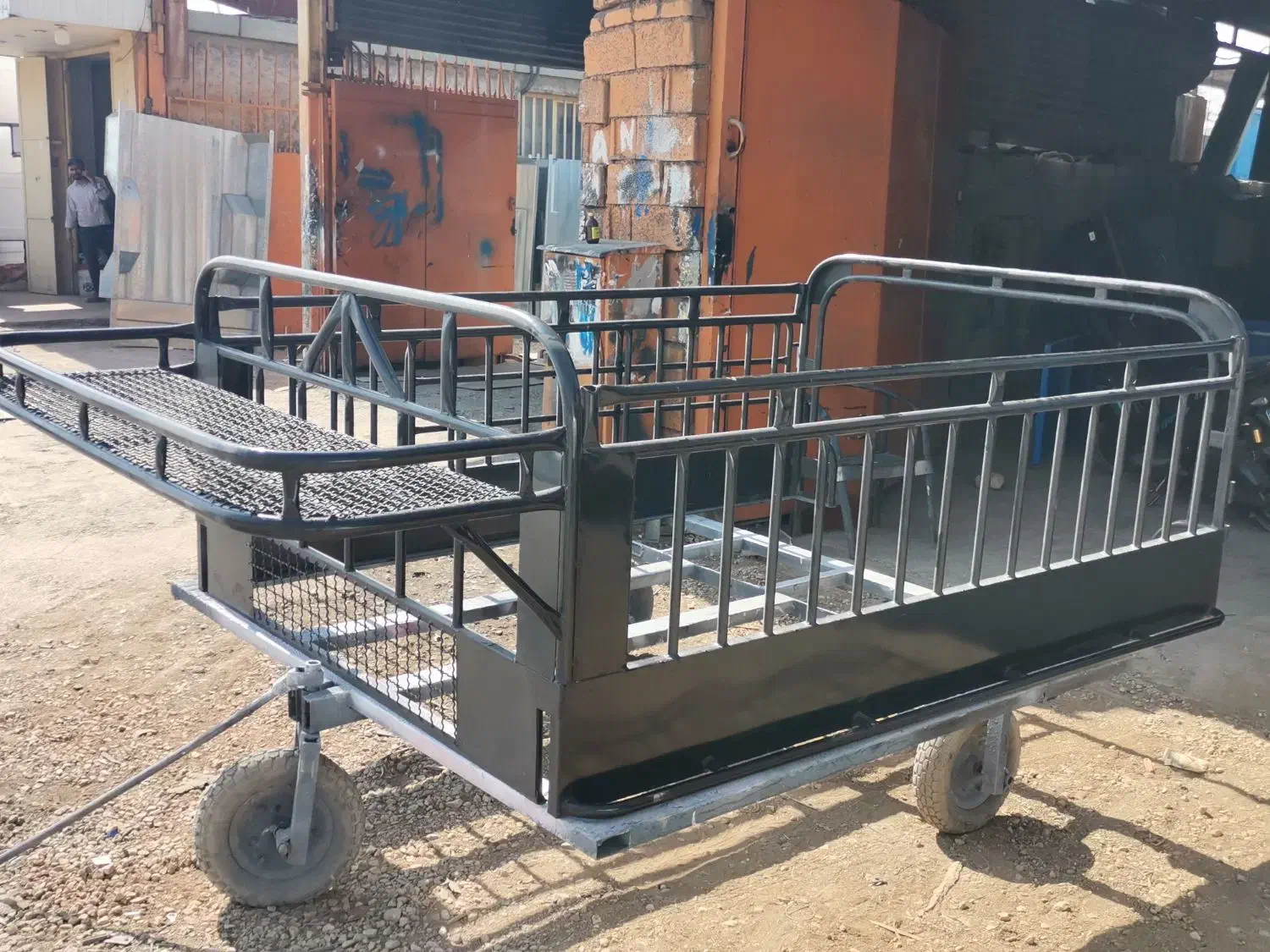 انواع اتاق نیسان دست دوم|قطعات یدکی و لوازم جانبی|شیراز, پادگان ولیعصر|دیوار