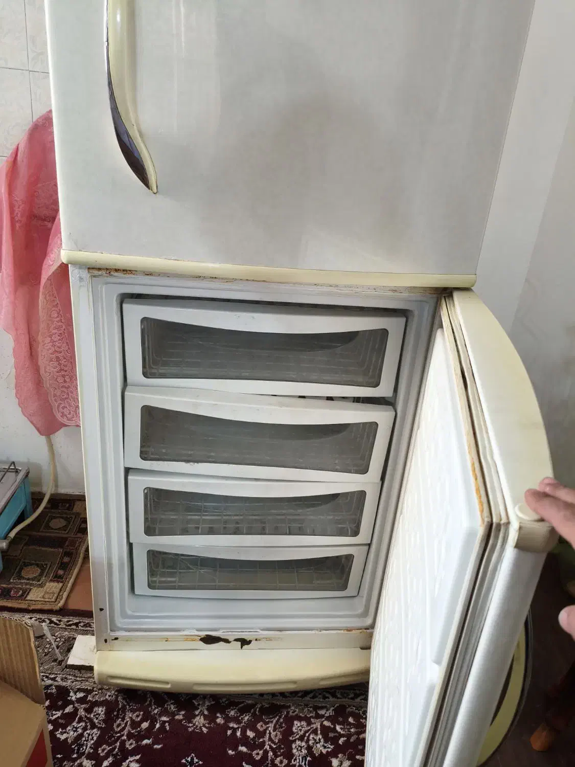 یخچال|یخچال و فریزر|خمینی‌شهر, |دیوار