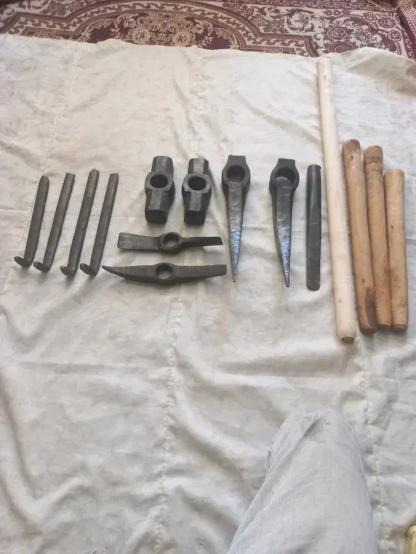 پتک وقیچی کابل بر|ابزارآلات|اصفهان, بوستان ناژوان|دیوار