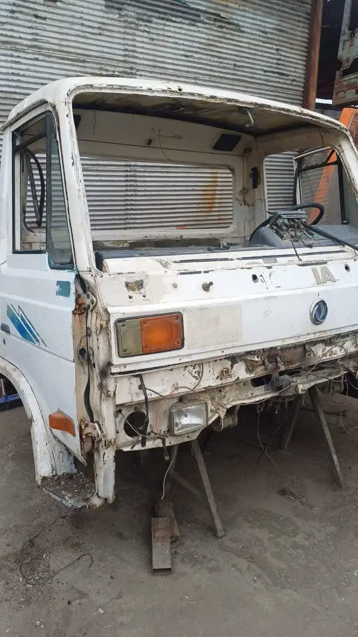 اتاق کامیون چهار چراغ|خودرو سنگین|اسلام‌شهر, شاطره|دیوار