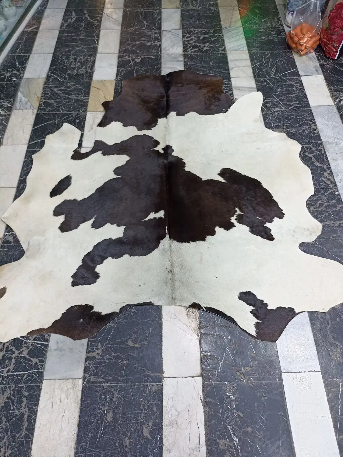 پوست گاوی|صنایع دستی و سایر لوازم تزئینی|میانه, |دیوار