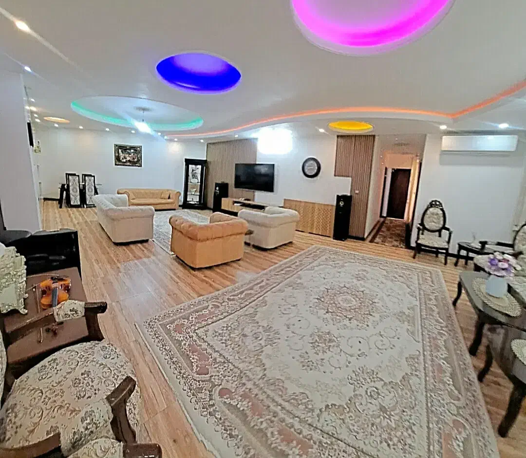 آپارتمان/133متر/تک واحدی/گل زیباشهر|فروش آپارتمان|قرچک, باقرآباد|دیوار