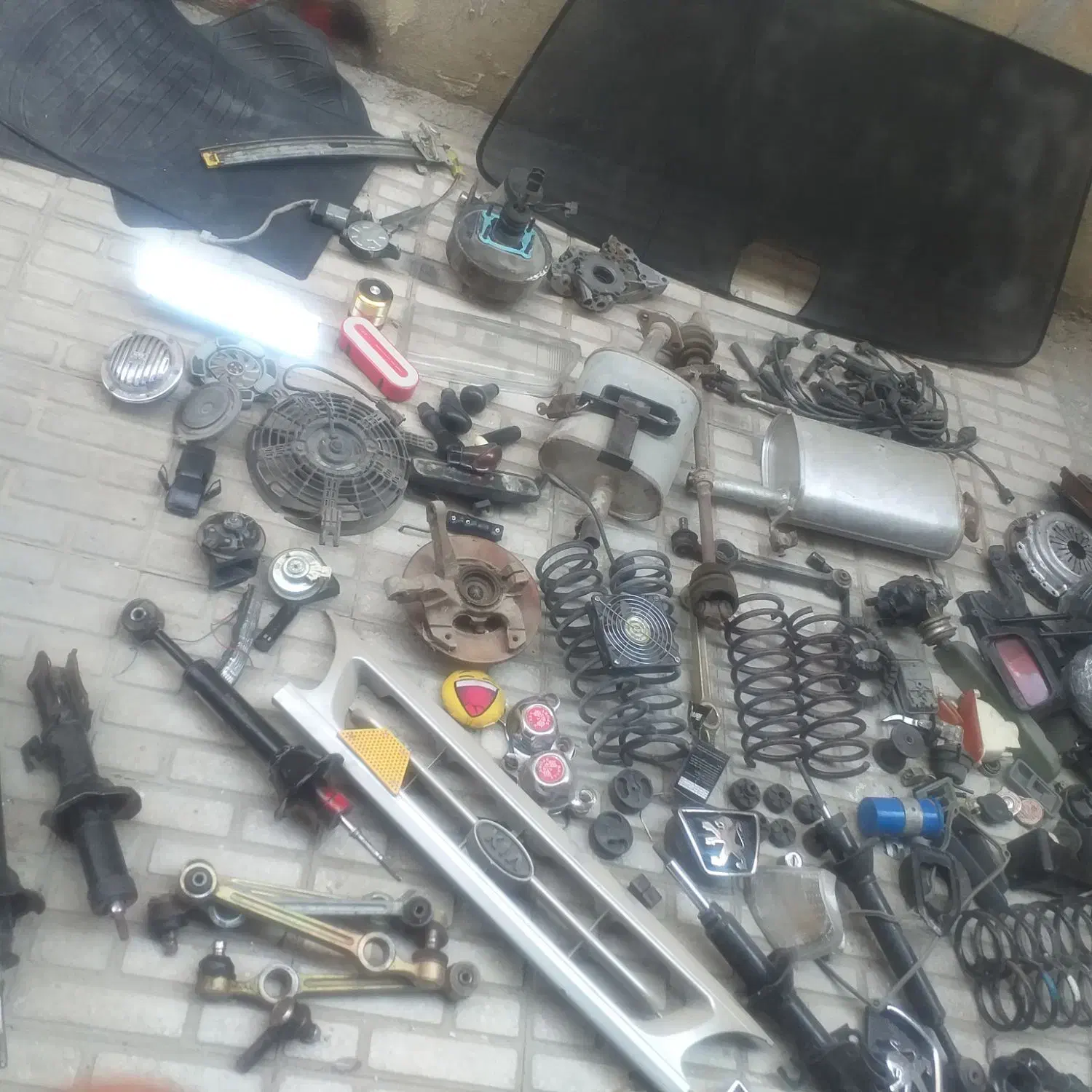 وسایل  پراید و پژو|قطعات یدکی و لوازم جانبی|کرمانشاه, |دیوار