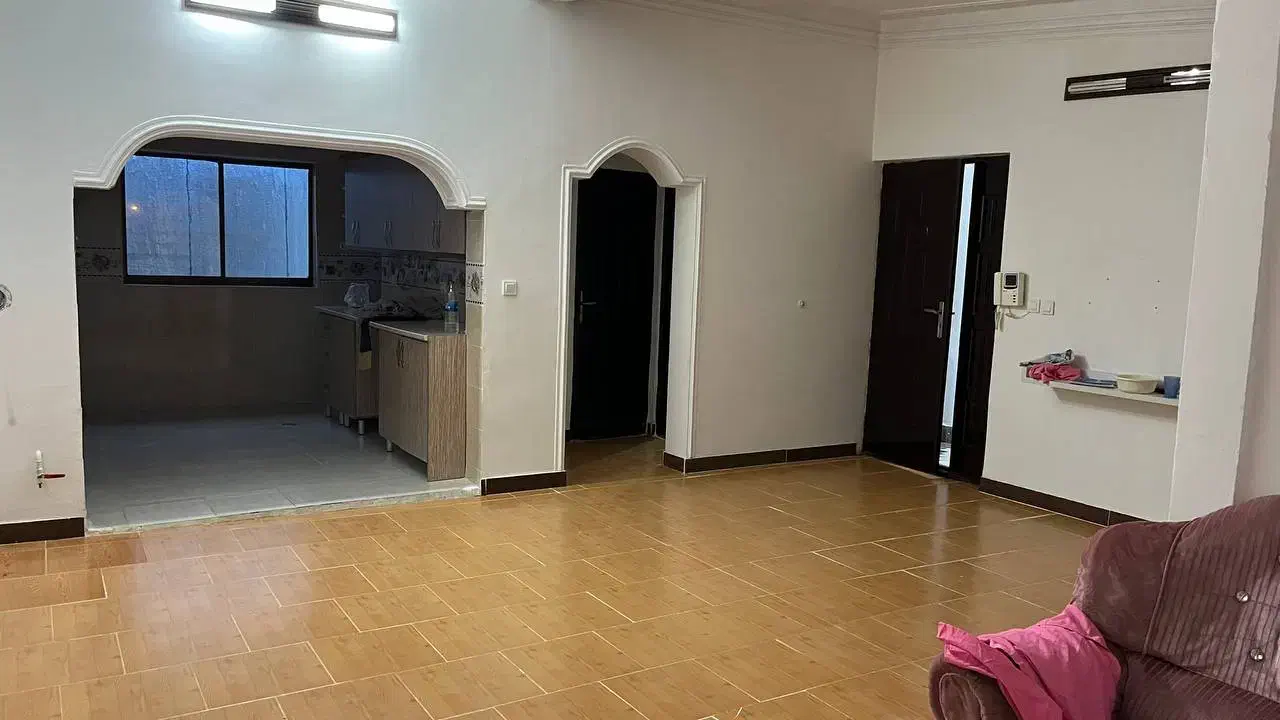 ۹۰ متر تک واحد ۱۶ سال ساخت املاک آروان|فروش آپارتمان|قائمشهر, |دیوار