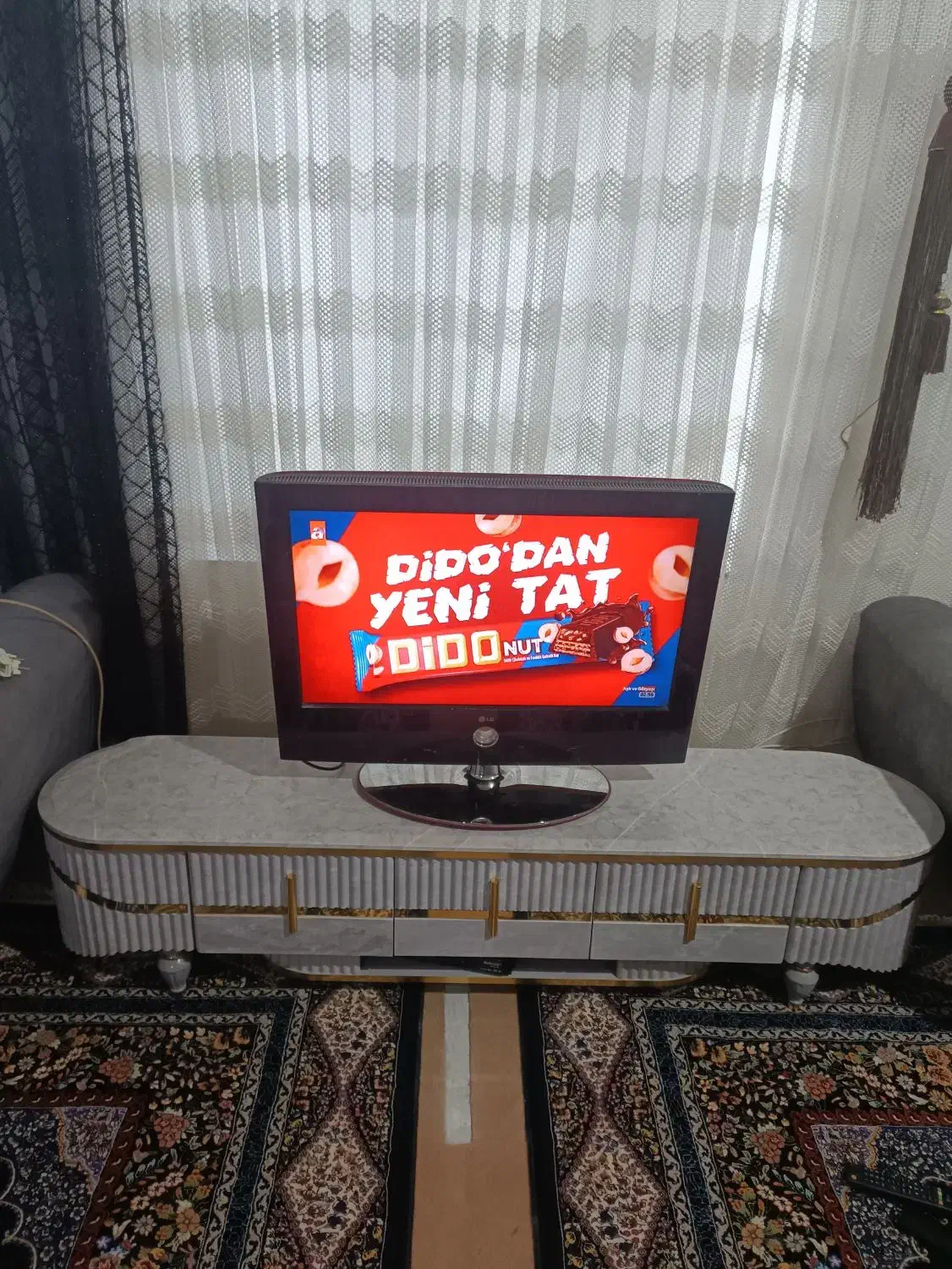 تلویزیون 32الجی LCDبا دستگاه دیجیتال اصل کره|تلویزیون و پروژکتور|اردبیل, |دیوار