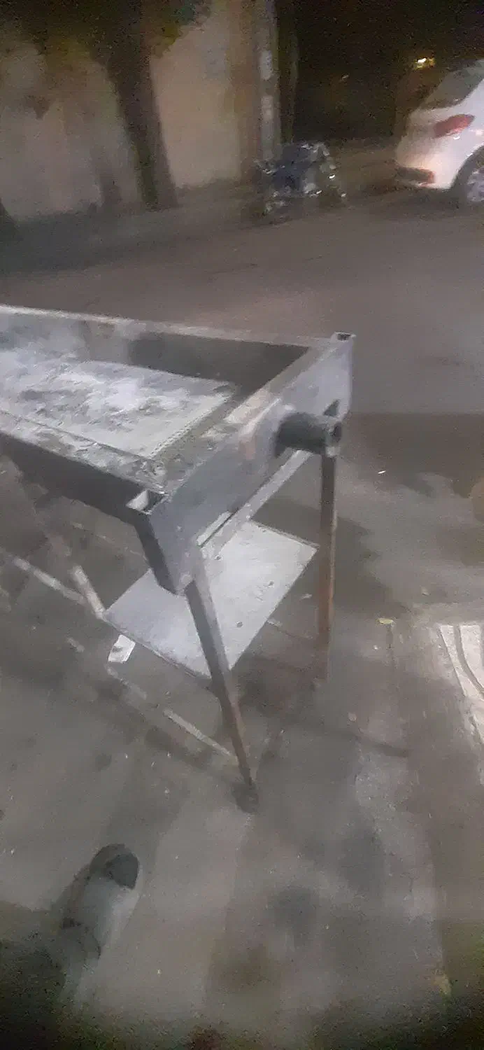 منقل زغالی|کافی‌شاپ و رستوران|قزوین, |دیوار