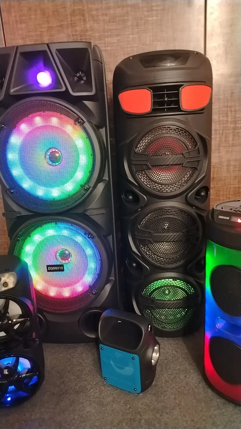 فروش انواع لپ تاپ،کامپیوتر، اسپیکر و لوازم جانبی|قطعات و لوازم جانبی رایانه|نجف‌آباد, حومه نجف آباد|دیوار