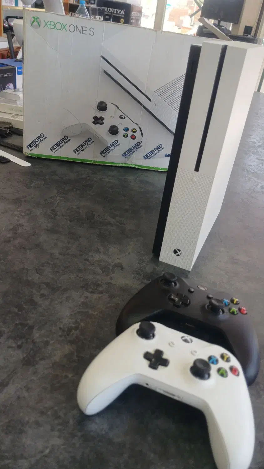xbox one s دو دسته فول بازی در حد نو|کنسول، بازی ویدئویی و آنلاین|ساوه, |دیوار