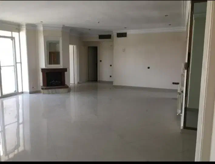 قلهک - ۱۳۵ متر -۳ خواب - رهن کامل و قابل تبدیل