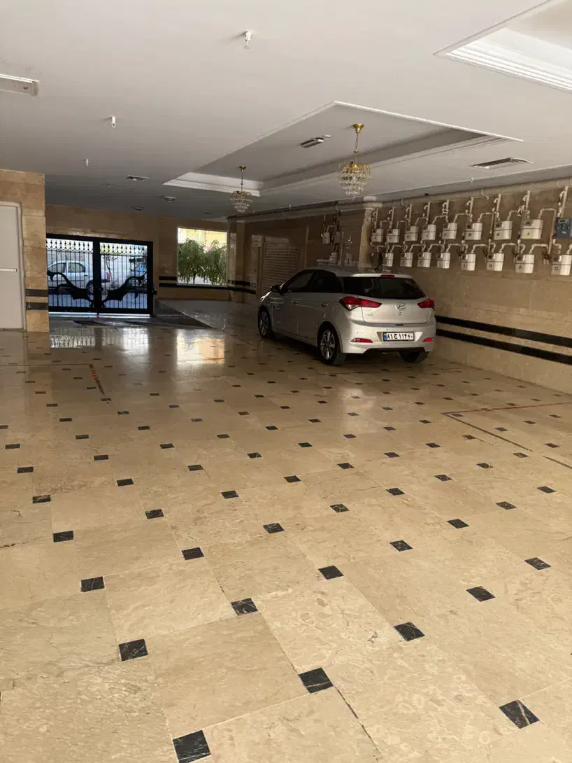 ۱۳۰متر /۲ساله / شهران/فول امکانات/مطبخ‌و‌لاندری