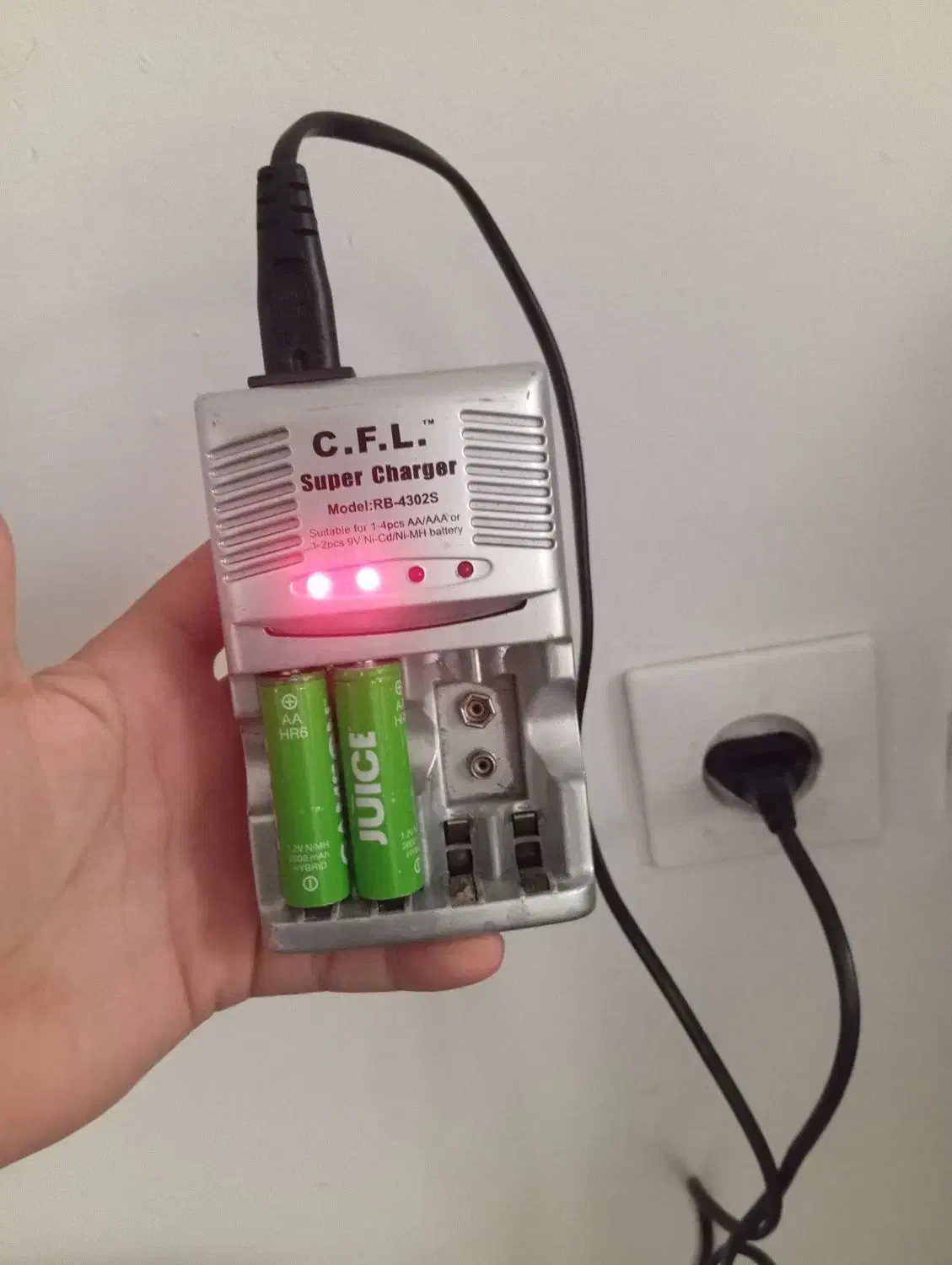 شارژر باتری چند کاره مدل C'f'L|لوازم جانبی موبایل و تبلت|محمدیه-قزوین, |دیوار