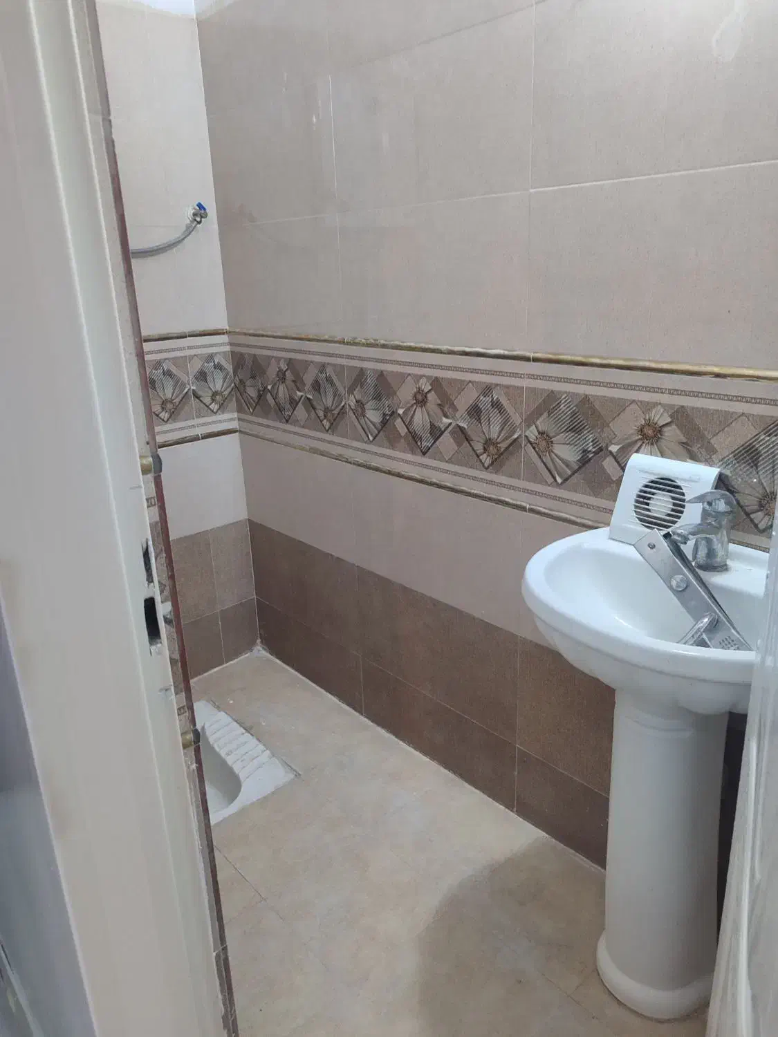 آپارتمان 69 متری دو خوابه فول