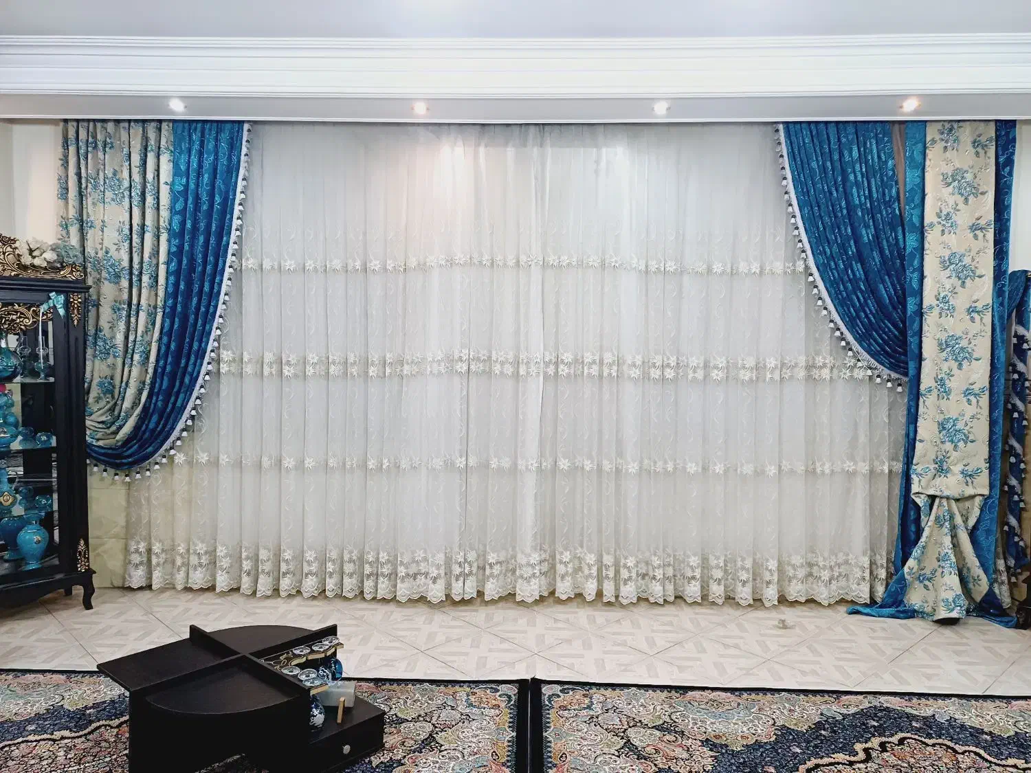 پرده|پرده، رانر، رومیزی|قدس, شهر‌قدس|دیوار