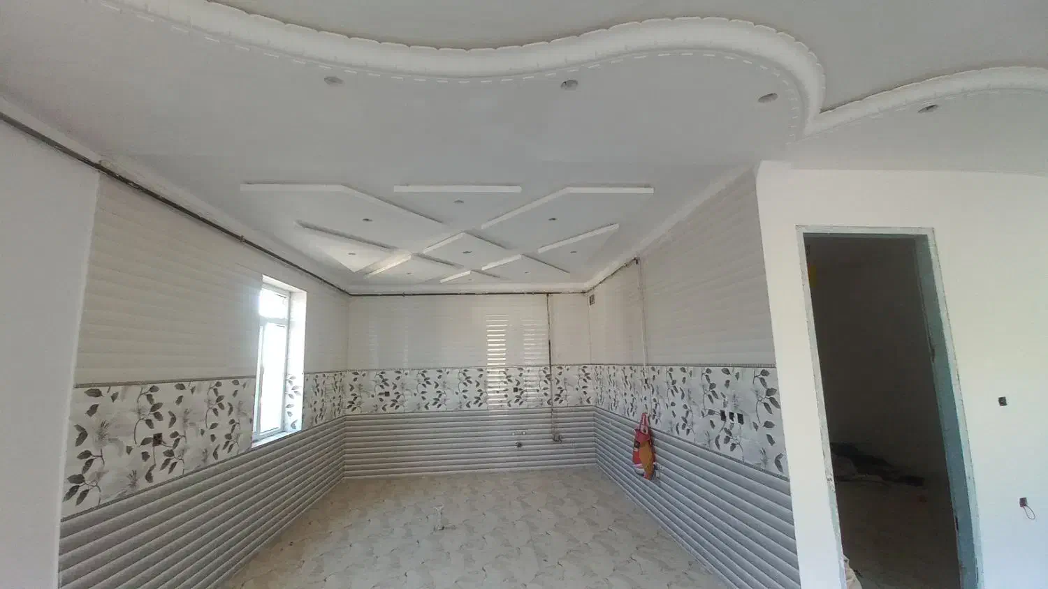 انجام کلیه خدمات گچکاری و گچبری لکه گیری|خدمات پیشه و مهارت|قم, شهید رجایی|دیوار