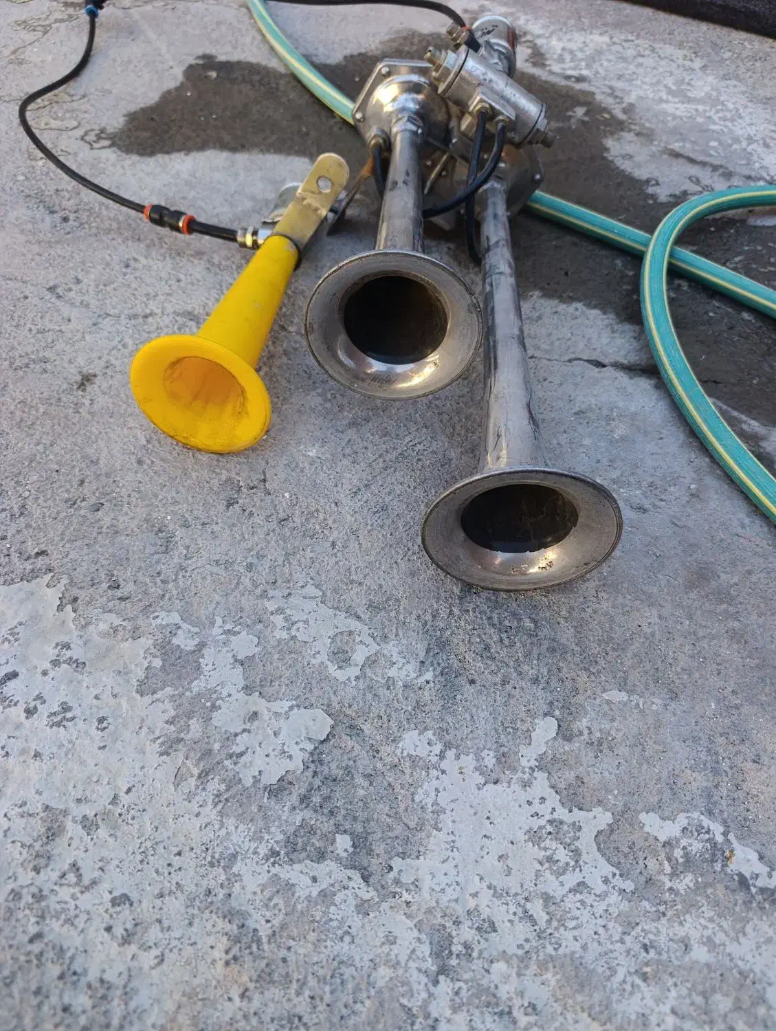 بوق|قطعات یدکی و لوازم جانبی|ملک‌آباد, |دیوار