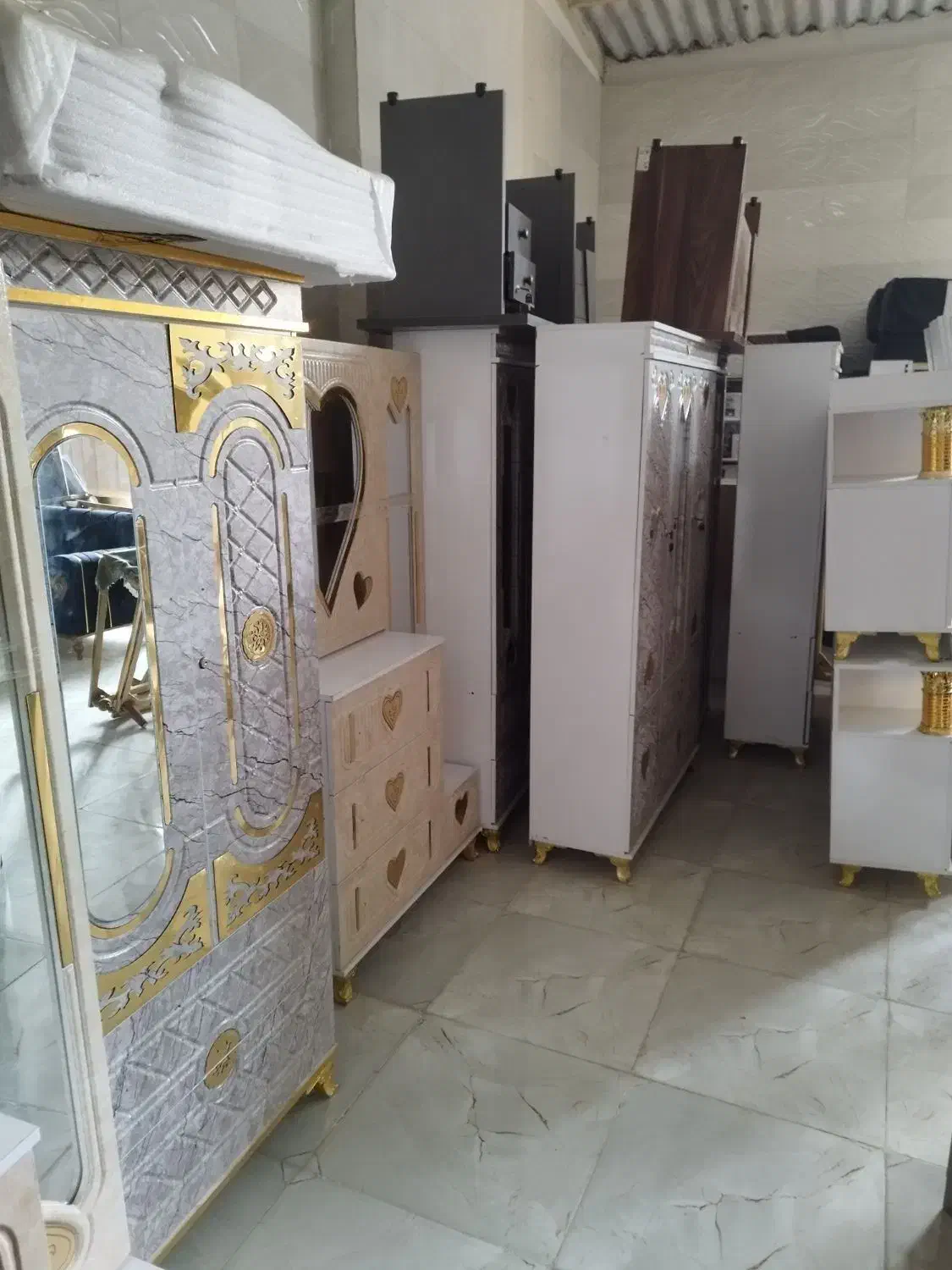 سرویس خواب|تخت و سرویس خواب|زاهدان, |دیوار