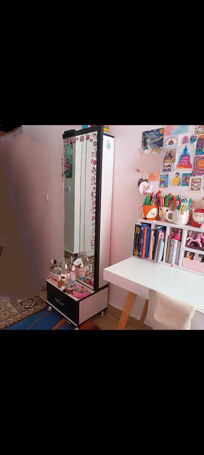 آیینه قدی و میز آرایشی|آینه|اردبیل, |دیوار