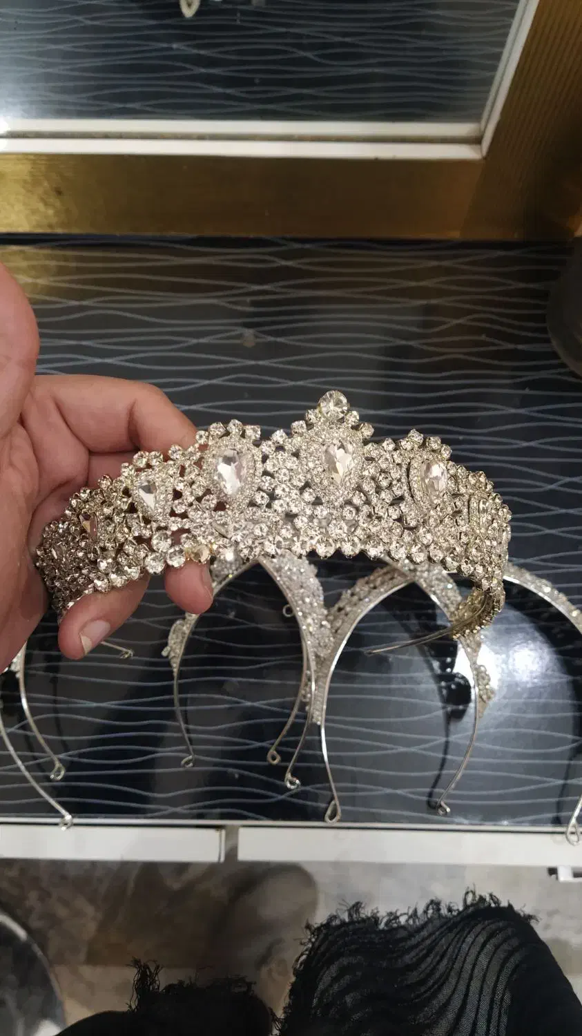 لباس عروس و تاج عروس فوری|لباس|خرمآباد, |دیوار