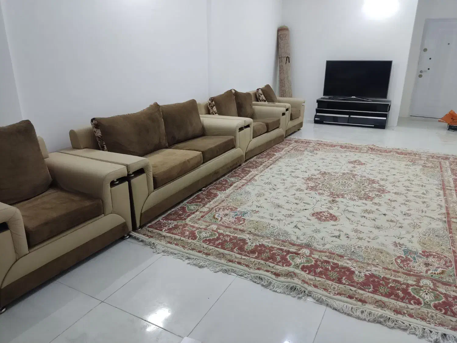 مبل راحتی|مبلمان خانگی و میز عسلی|مشهد, حضرت حجت|دیوار