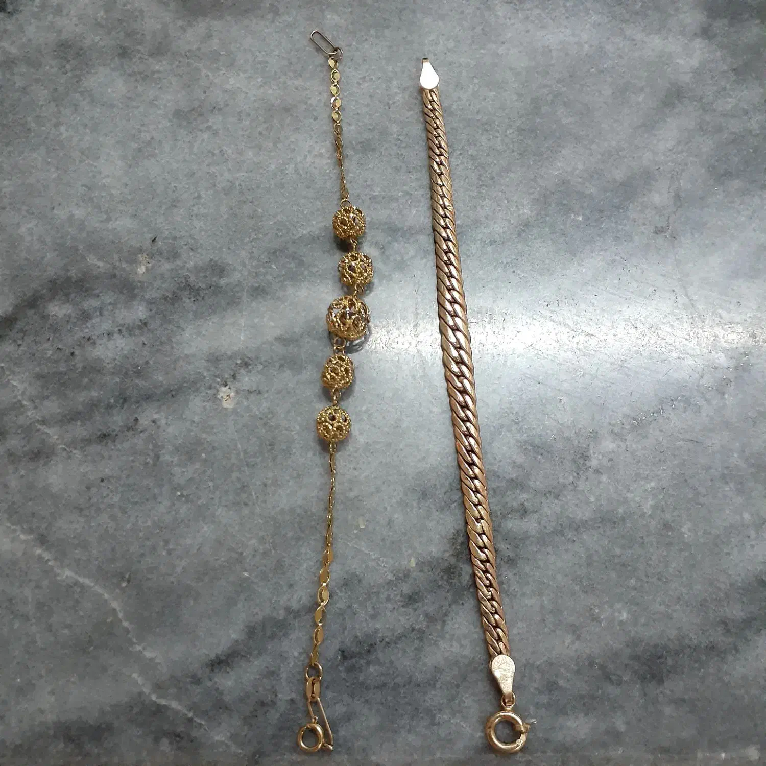 دستبندطلا|جواهرات|میانه, |دیوار