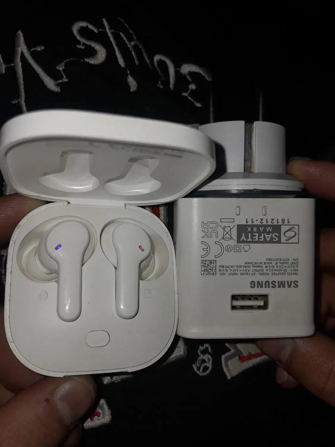 ایرپاد QCY همراه با شارژر Samsung|لوازم جانبی موبایل و تبلت|تهران, صد دستگاه|دیوار