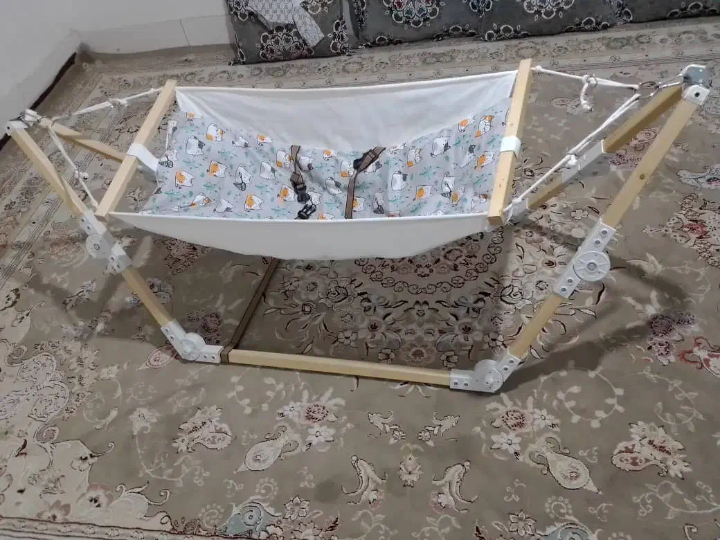 گهواره|تخت و صندلی بچه|نوبران, |دیوار