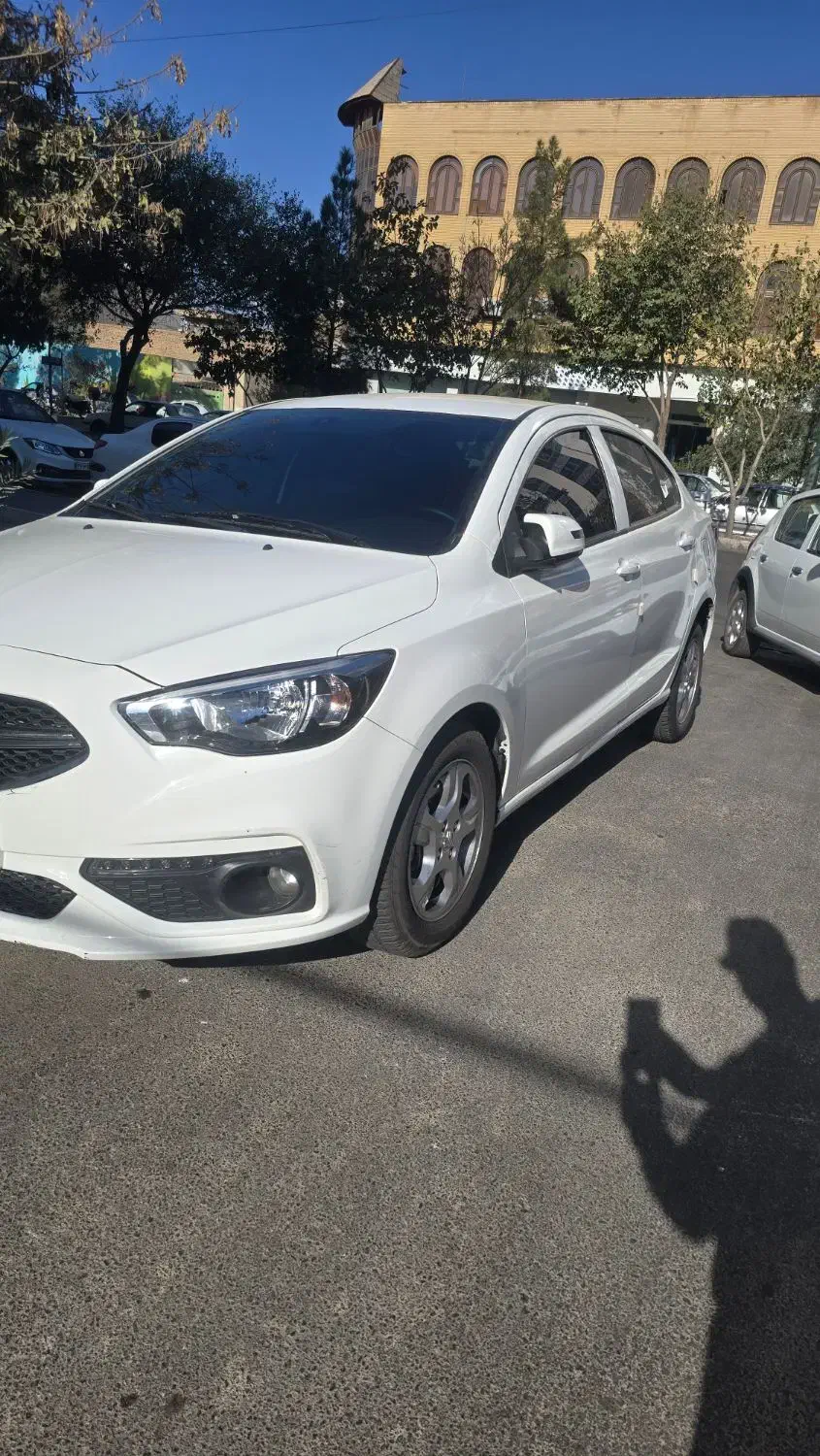 شاهین 402 اقساطی|خودرو سواری و وانت|قم, بلوار امین و ساحلی|دیوار