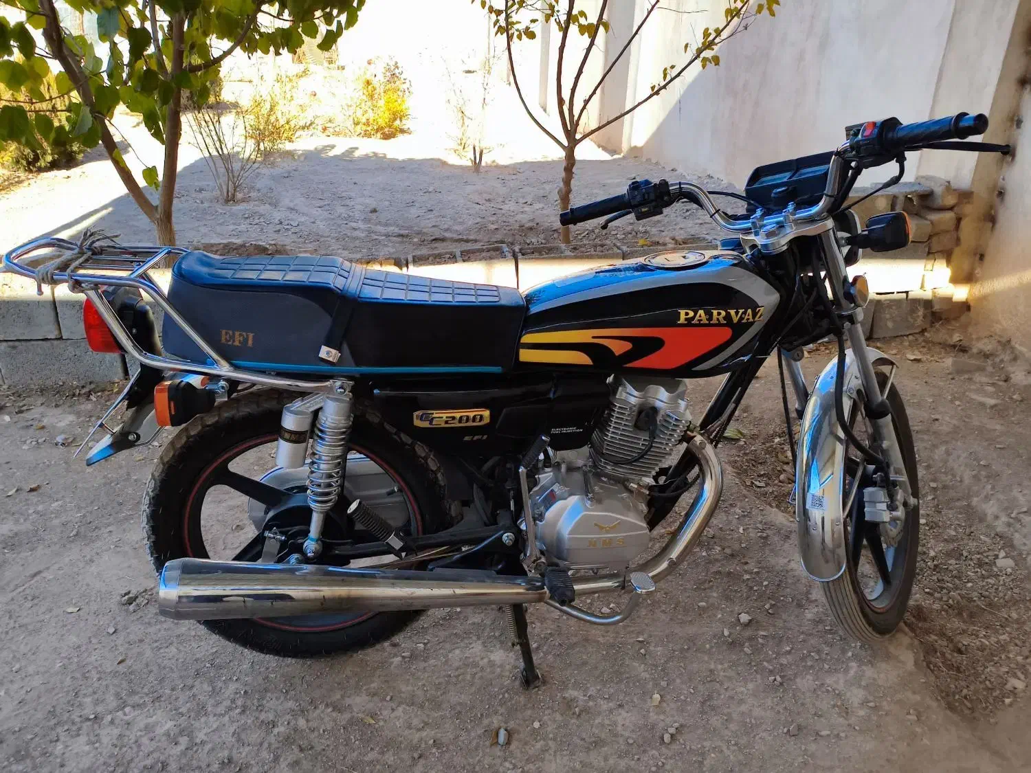 پرواز ۲۰۰ در حد خشک|موتورسیکلت|شاهین‌شهر, شهرک هشت بهشت|دیوار