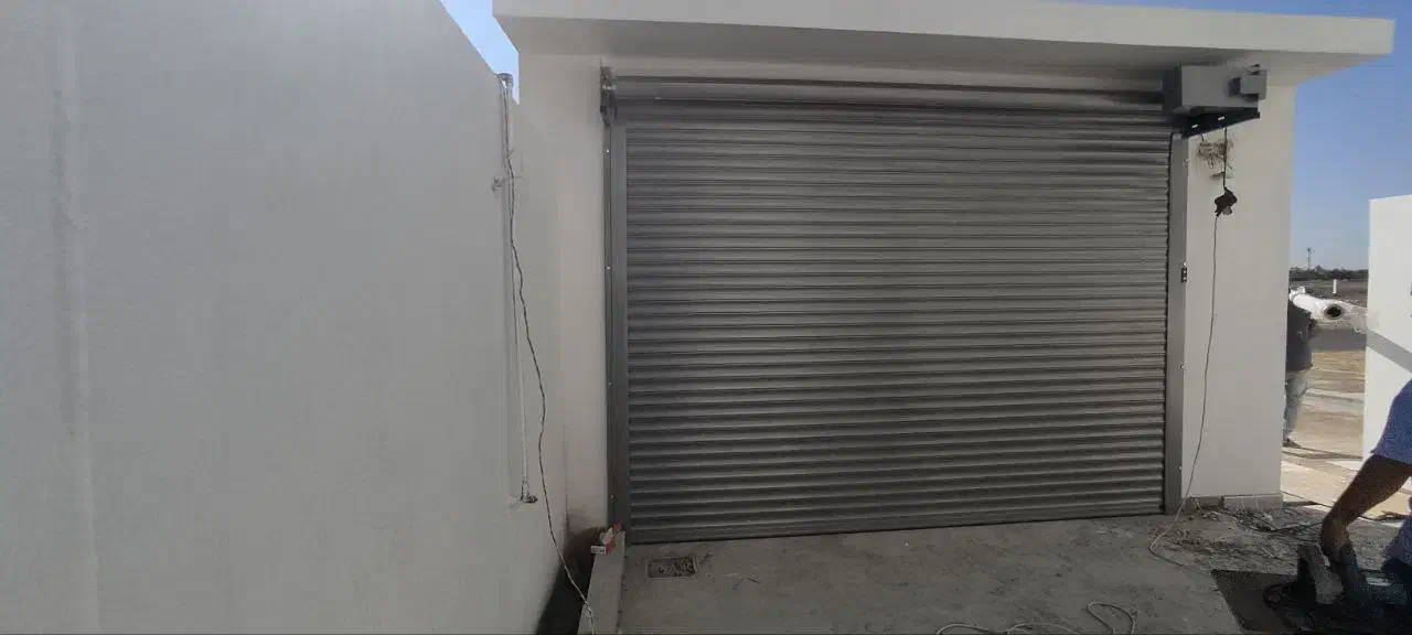 نصب و تعمیر درب کرکره ای|خدمات پیشه و مهارت|بندرعباس, |دیوار