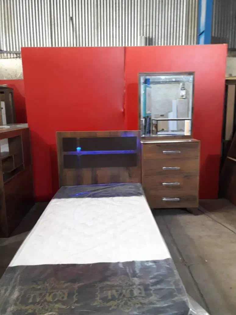 تخت خواب یک نفره پازلی //تولیدی انواع سرویس خواب|تخت و سرویس خواب|خمینیشهر, |دیوار