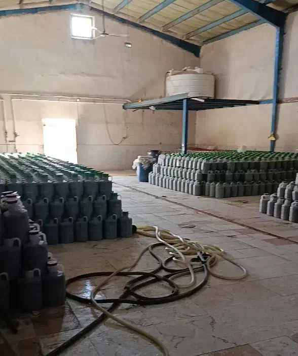 فروش انواع  خیار شور و ترشی جات تحویل در محل|عمده‌فروشی|لالجین, |دیوار