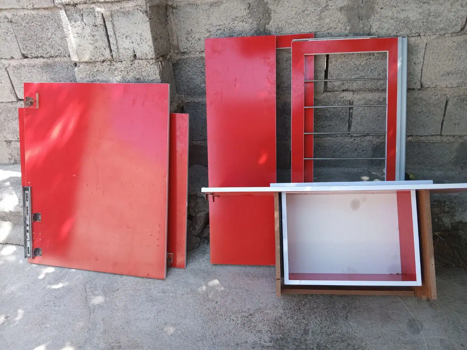 تخت خواب نوزاد همراه با محافض نوزاد|تخت و صندلی بچه|مشگین شهر, |دیوار