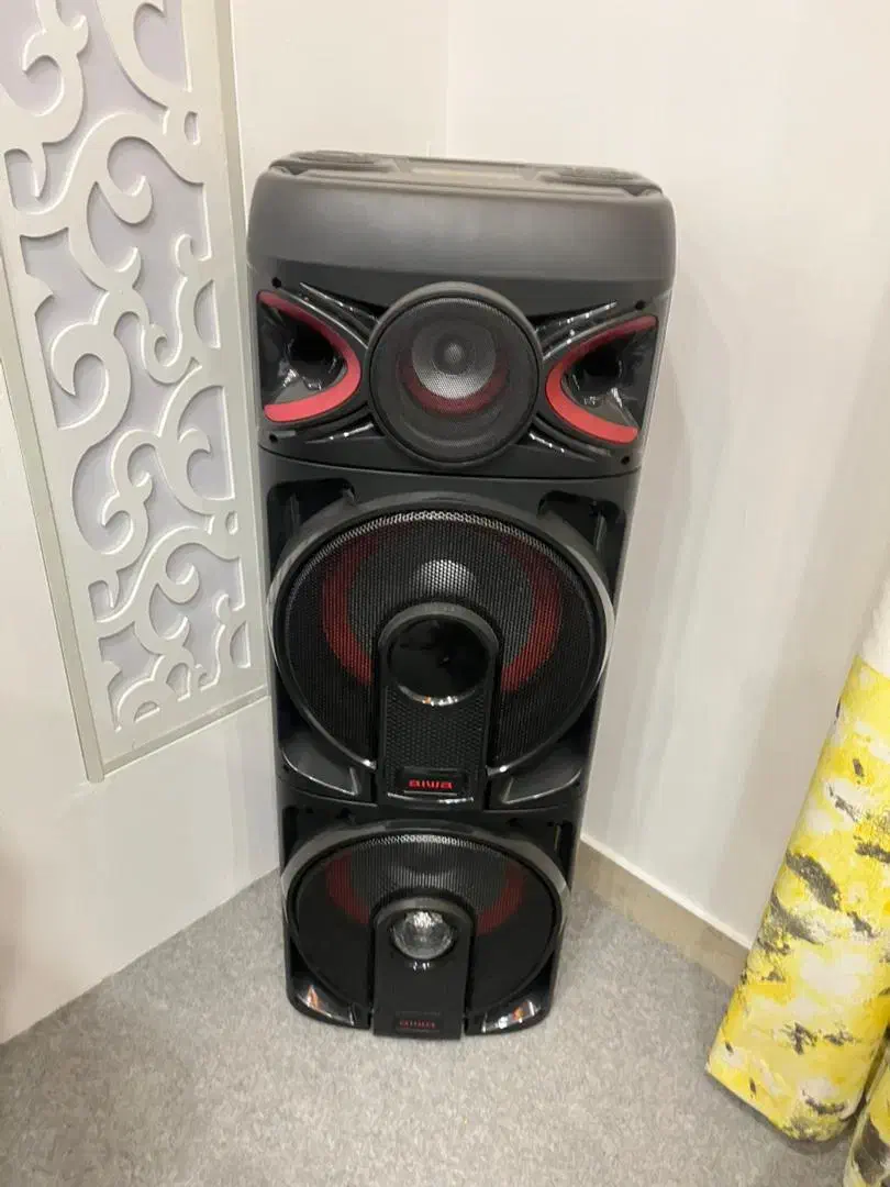 اسپیکر|سیستم صوتی خانگی|قم, قلعه کامکار|دیوار