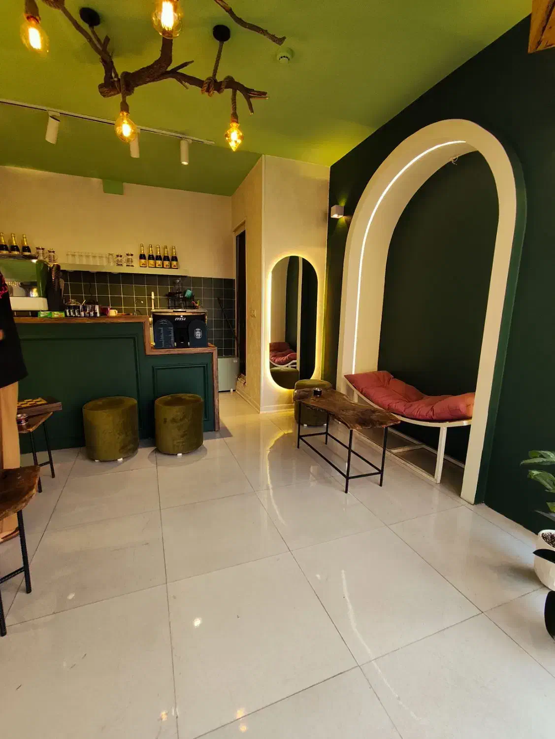 باریستا|استخدام خدمات فروشگاه و رستوران|اهواز, کوی سعدی|دیوار