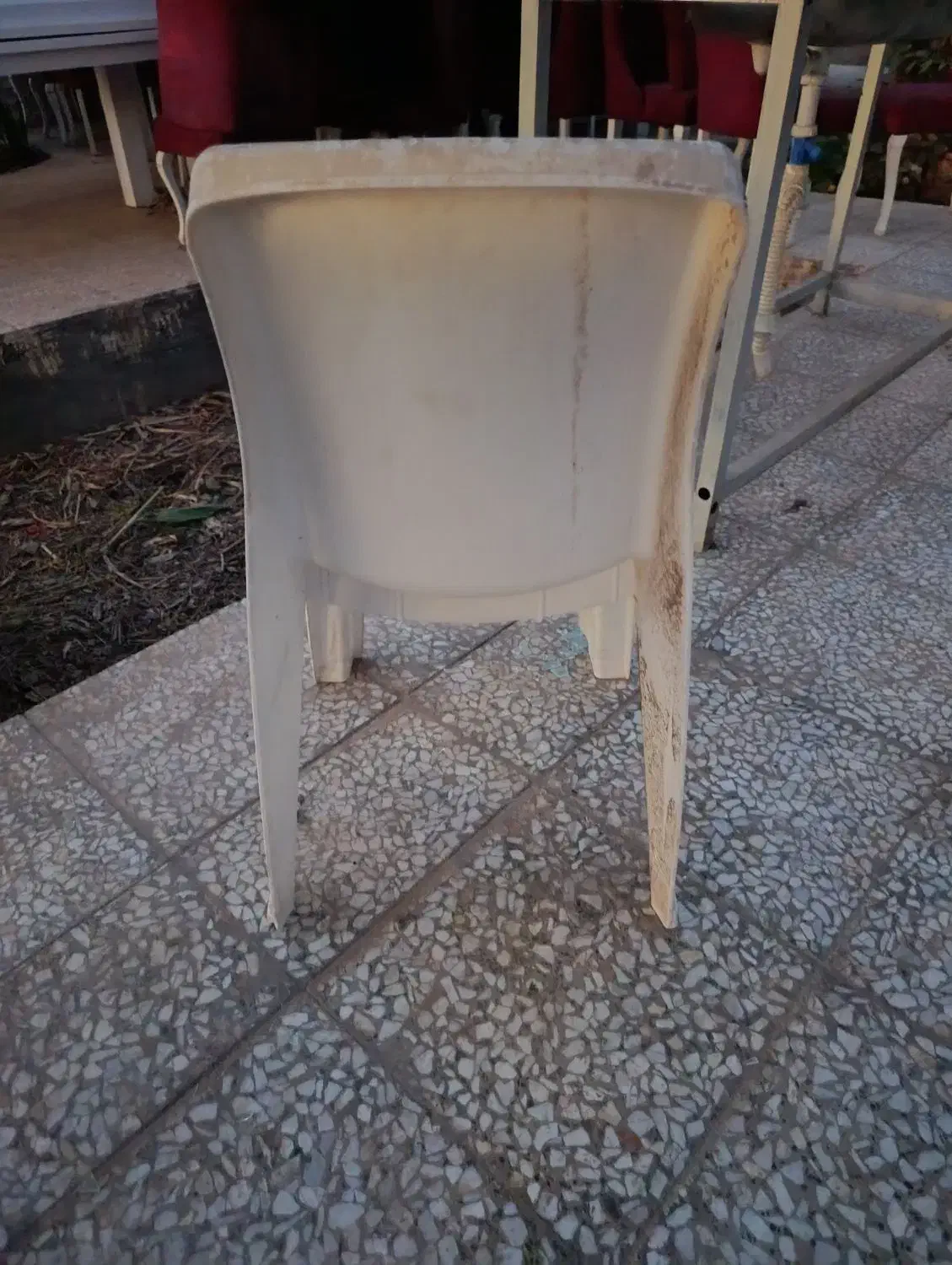 70صندلی|صندلی و نیمکت|بم, |دیوار