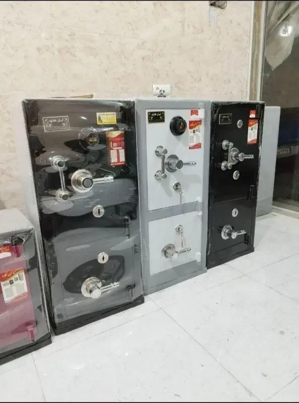 انواع مختلف گاوصندوق|ابزارآلات|کرمان, |دیوار