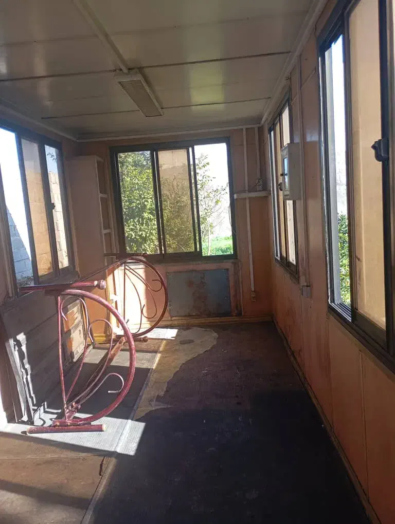 کانکس|مصالح و تجهیزات ساختمان|پایین هولار, |دیوار