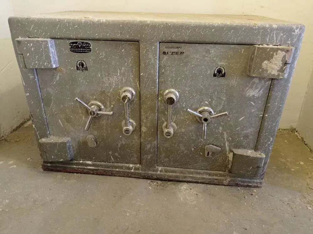 گاوصندوق|ابزارآلات|قرچک, شهرک طلائیه|دیوار