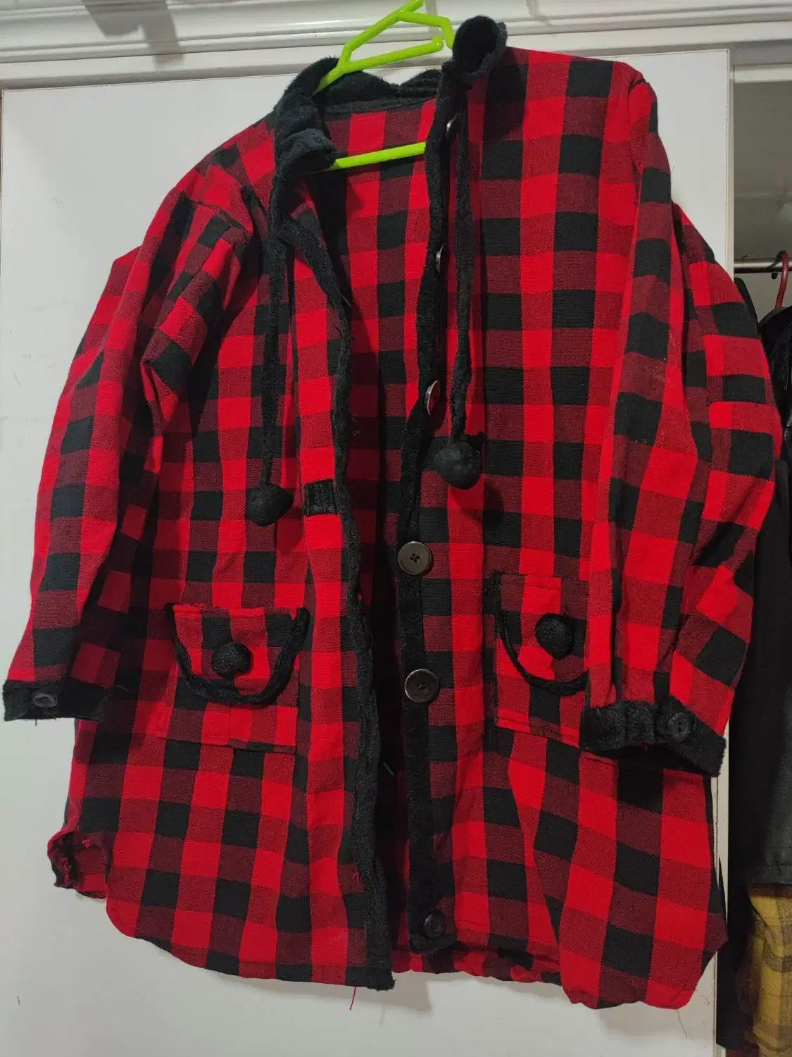 لباس پالتو و هودی بیلرسوت شیک و نو|لباس|نجفآباد, امیرکبیر|دیوار