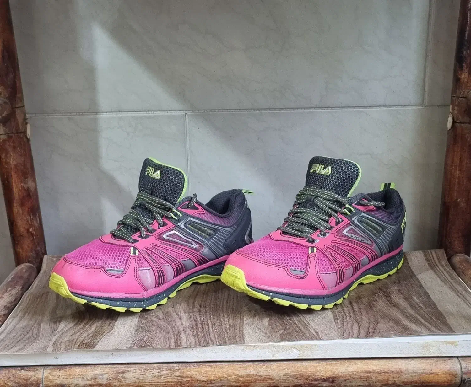 کفش اورجینال فیلا|کیف، کفش، کمربند|محمدیه-قزوین, |دیوار