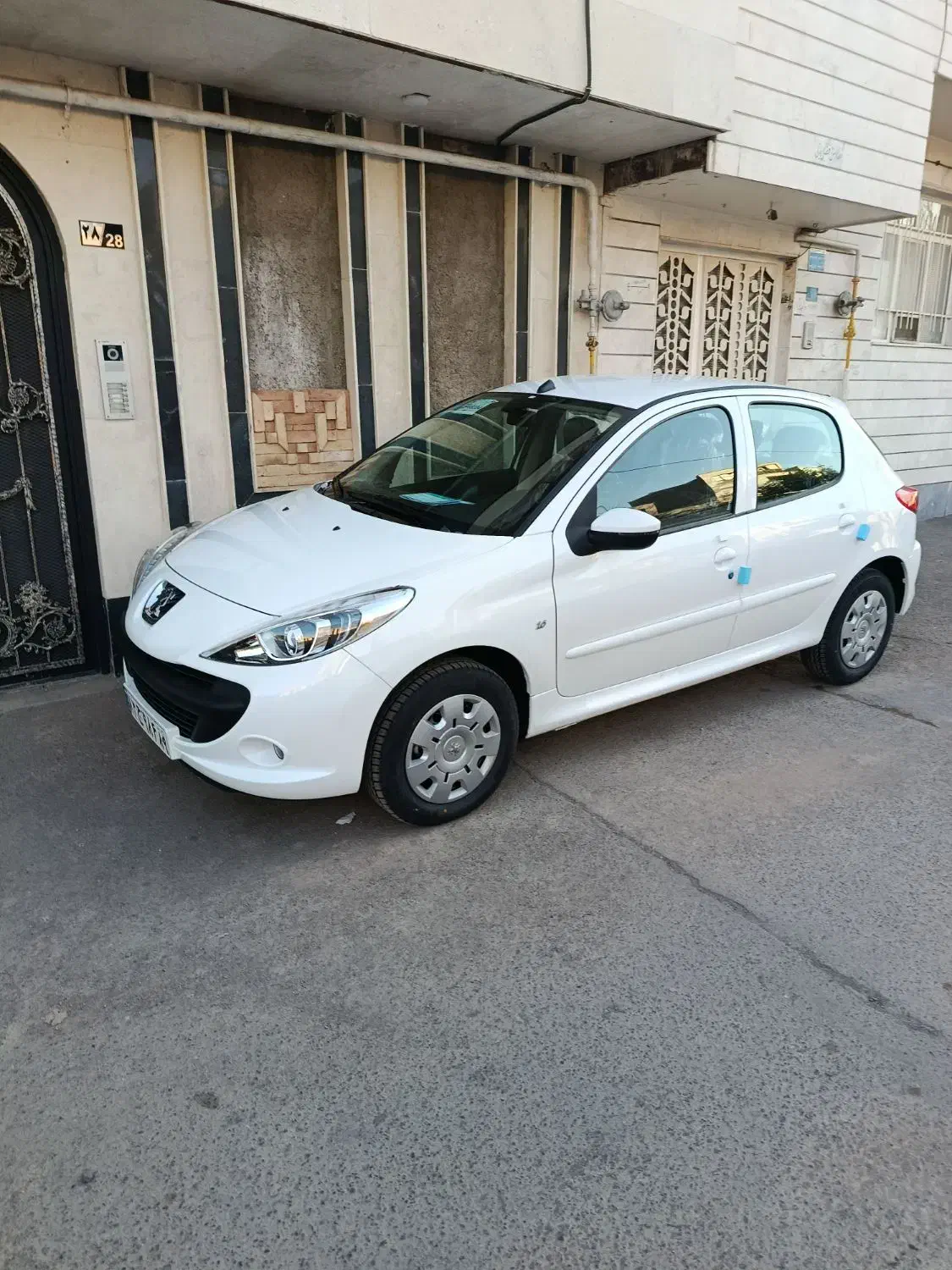 پژو ۲۰۷ خشک|خودرو سواری و وانت|قزوین, |دیوار