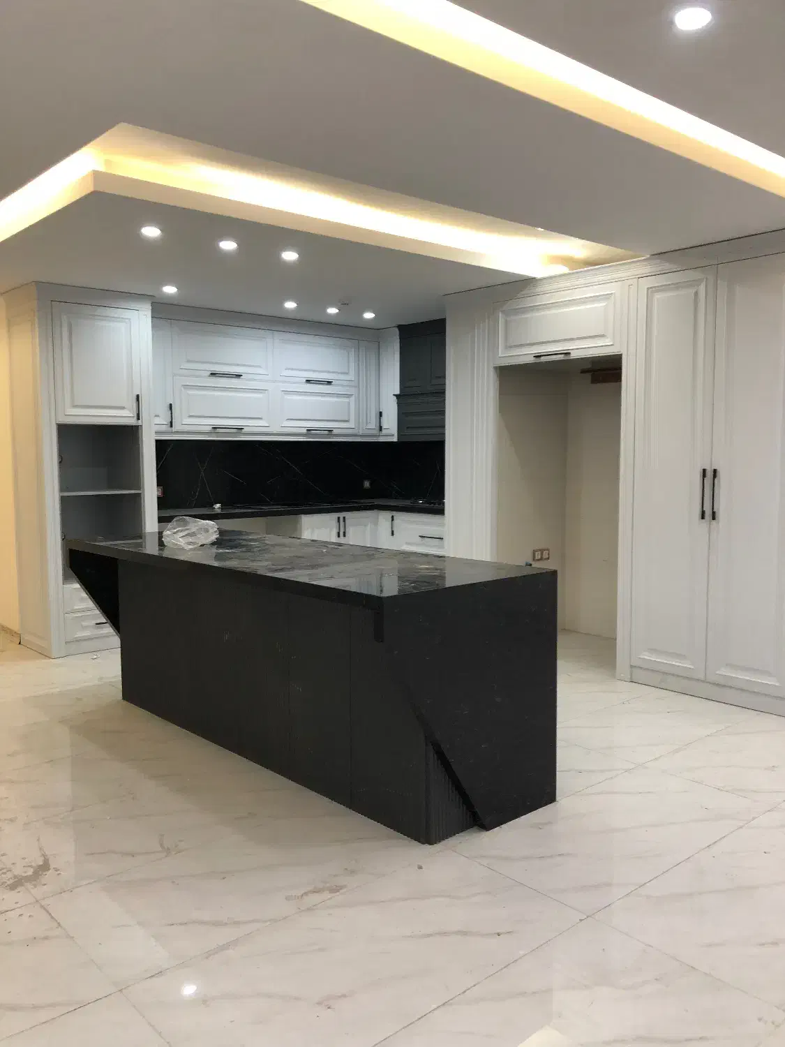 تک واحدی150متر/تاپ لوکیشن/سوپر فول ویژه مدرن|فروش آپارتمان|اهواز, گلستان|دیوار