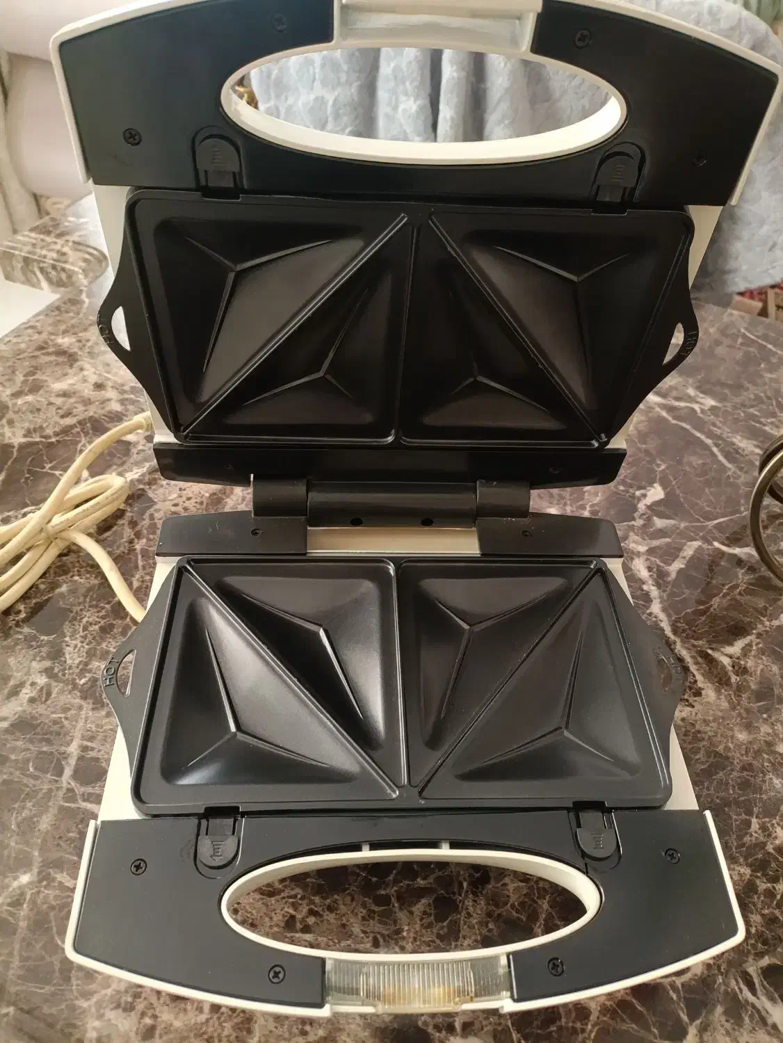 ساندویچ و اسنک ساز بدون روغن|سایر لوازم برقی|بروجرد, |دیوار