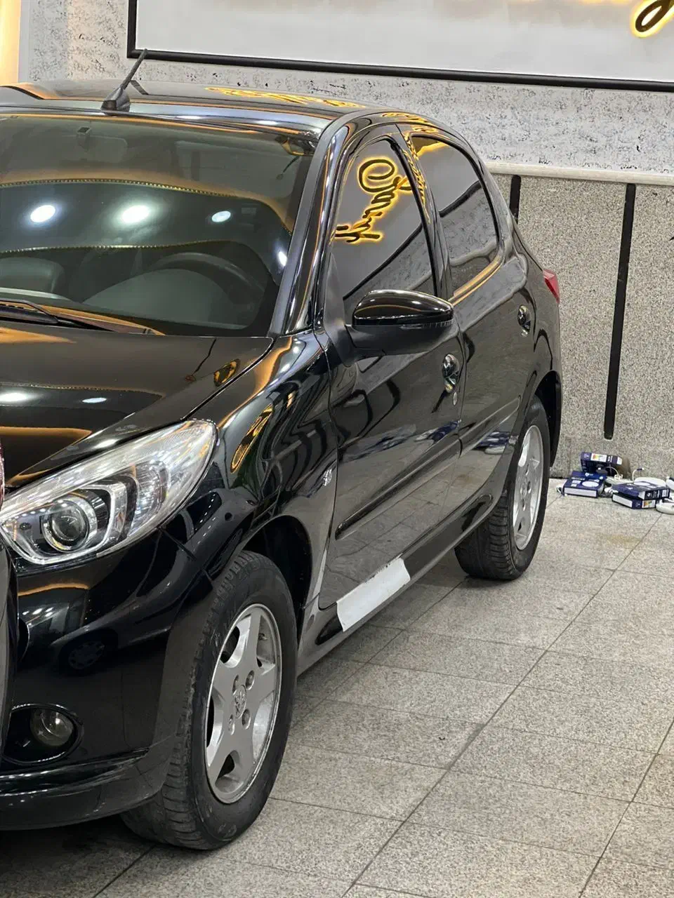 207 فلز دنده ای، مدل 1402،مشکی با رینگ|خودرو سواری و وانت|مشهد, راه آهن|دیوار