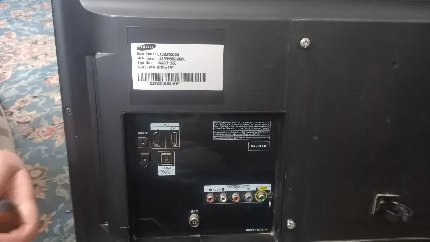 تلویزیون|تلویزیون و پروژکتور|اصفهان, آبشار|دیوار