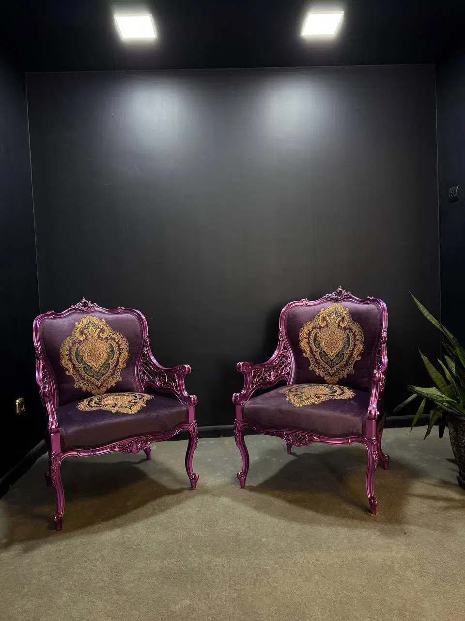 مبلمان آنتیک|مبلمان خانگی و میز عسلی|تهران, نیلوفر|دیوار