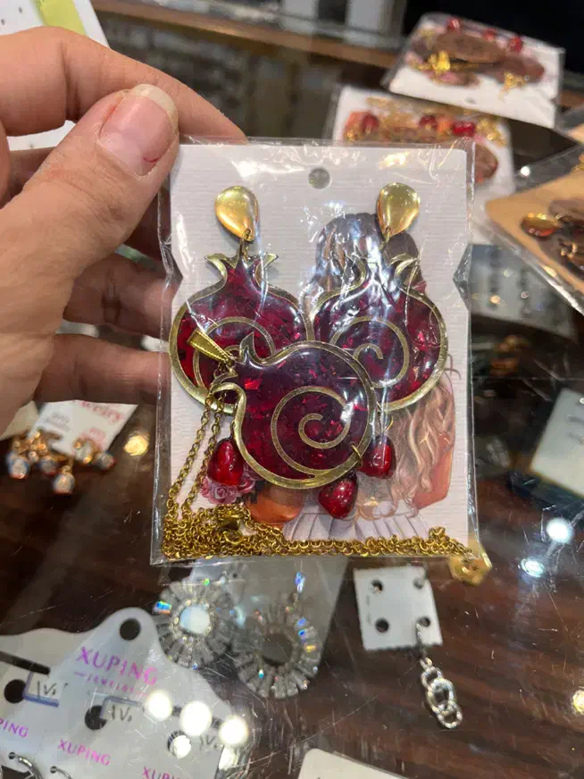 اکسسوری بدلیجات گوشواره یلدایی طرح انار رزینی|بدلیجات|تهران, هاشمآباد|دیوار