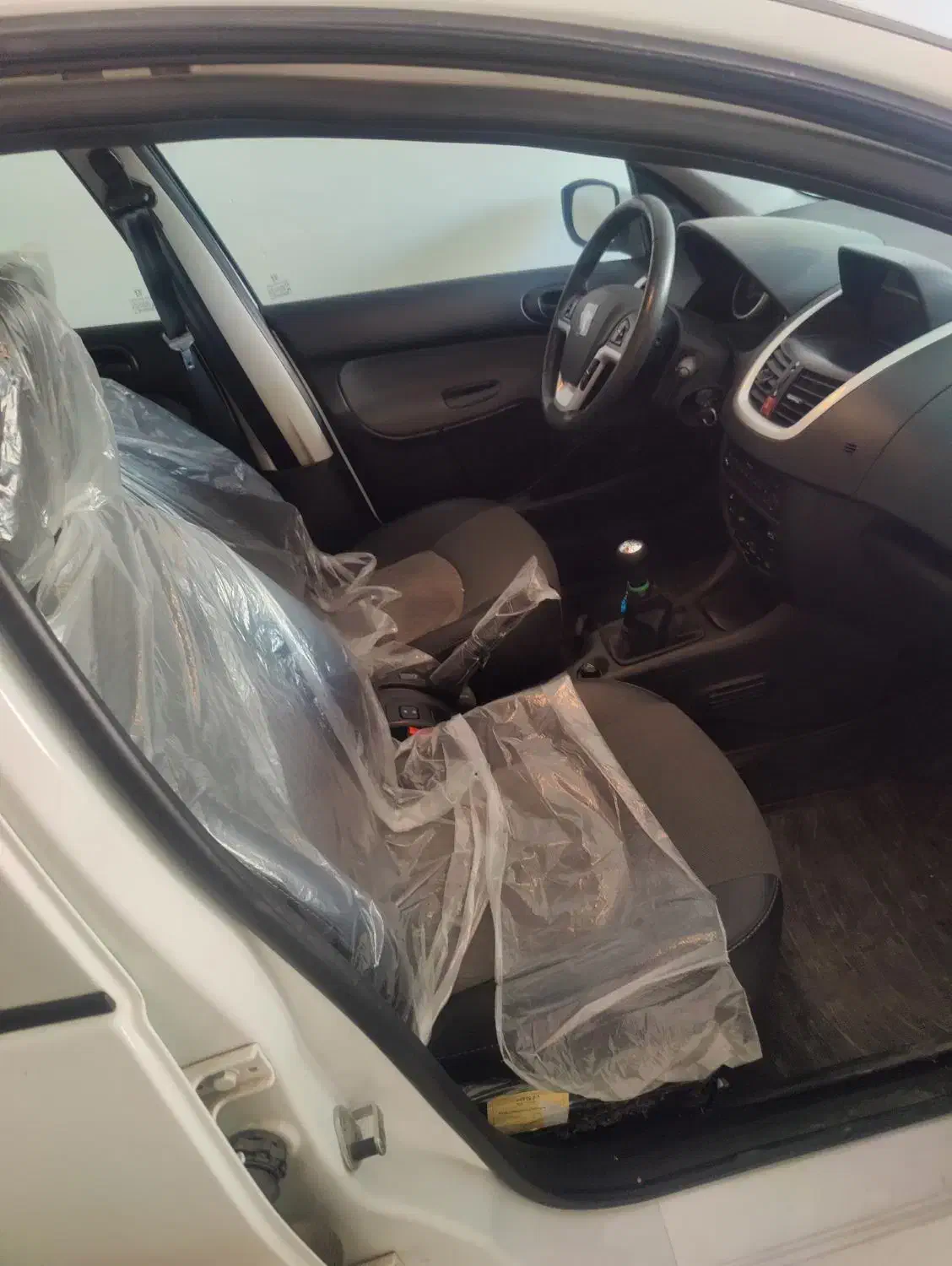 پژو 207پاناروما  ارتقا یافته فول آپشن مدل1403|خودرو سواری و وانت|کرمانشاه, |دیوار