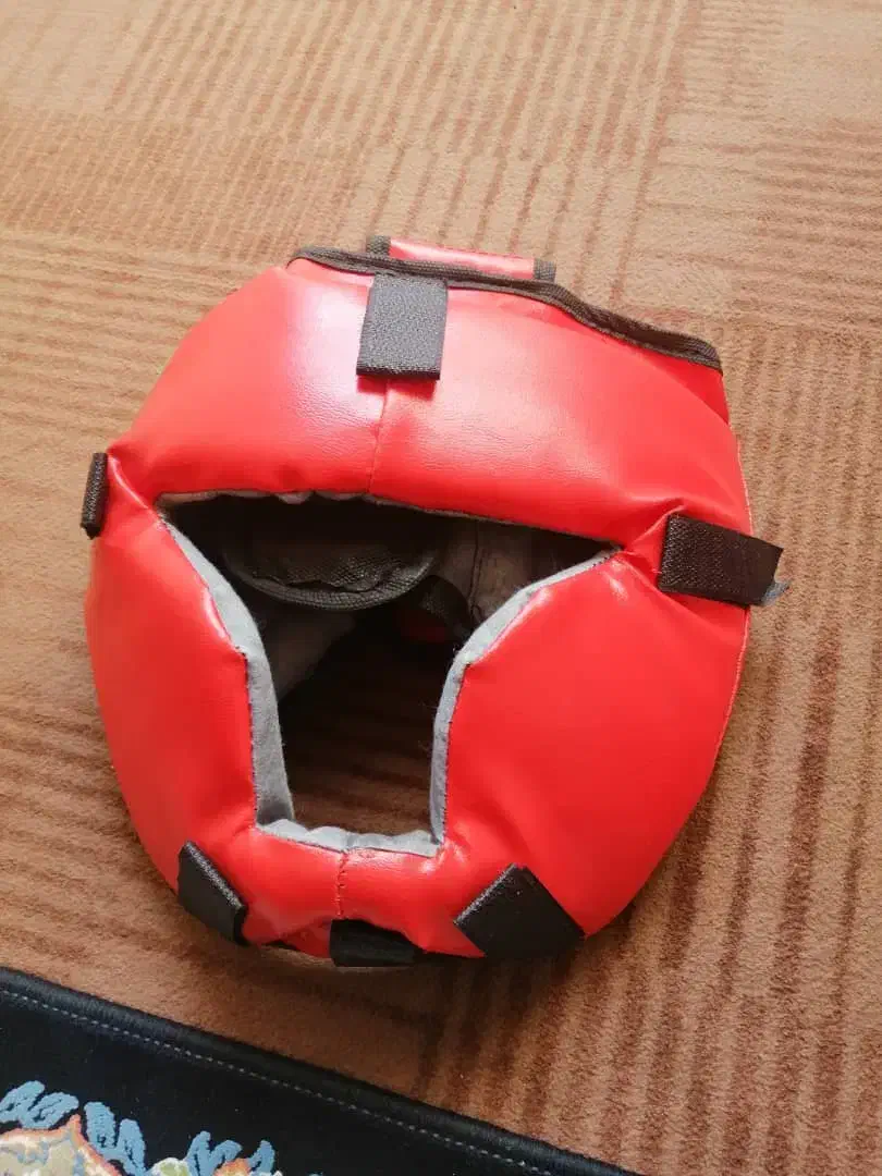 لوازم ورزشی بوکس|تجهیزات ورزشی|شیراز, کوشک میدان|دیوار