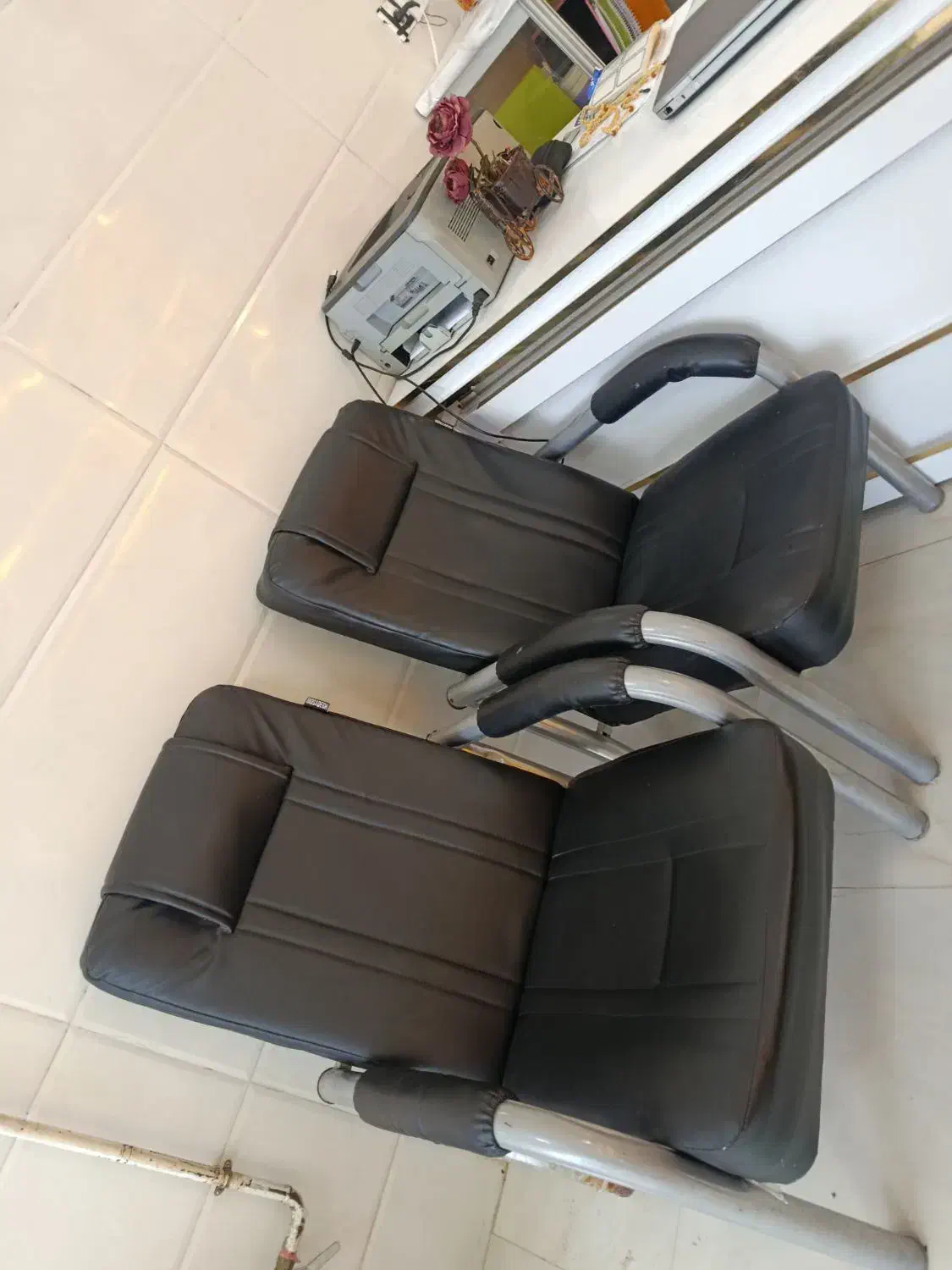 صندلی|مبلمان اداری|بروجرد, |دیوار